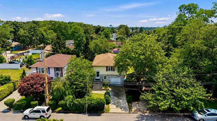 218 Montana Avenue, Bay Shore, NY 11706 - #3