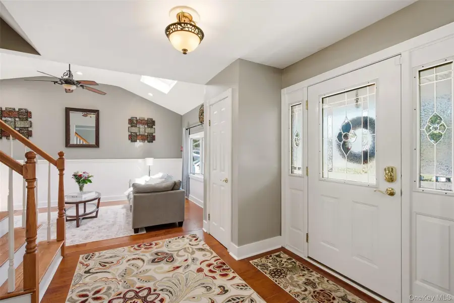 18 Executive Drive, Hauppauge, NY 11788 - #3