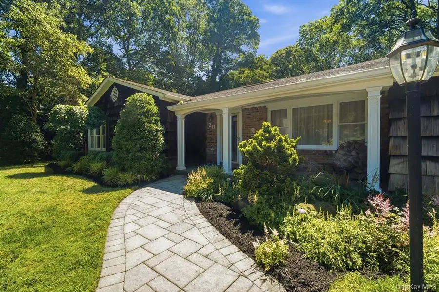 20 Oak Tree Drive, Smithtown, NY 11787 - #3