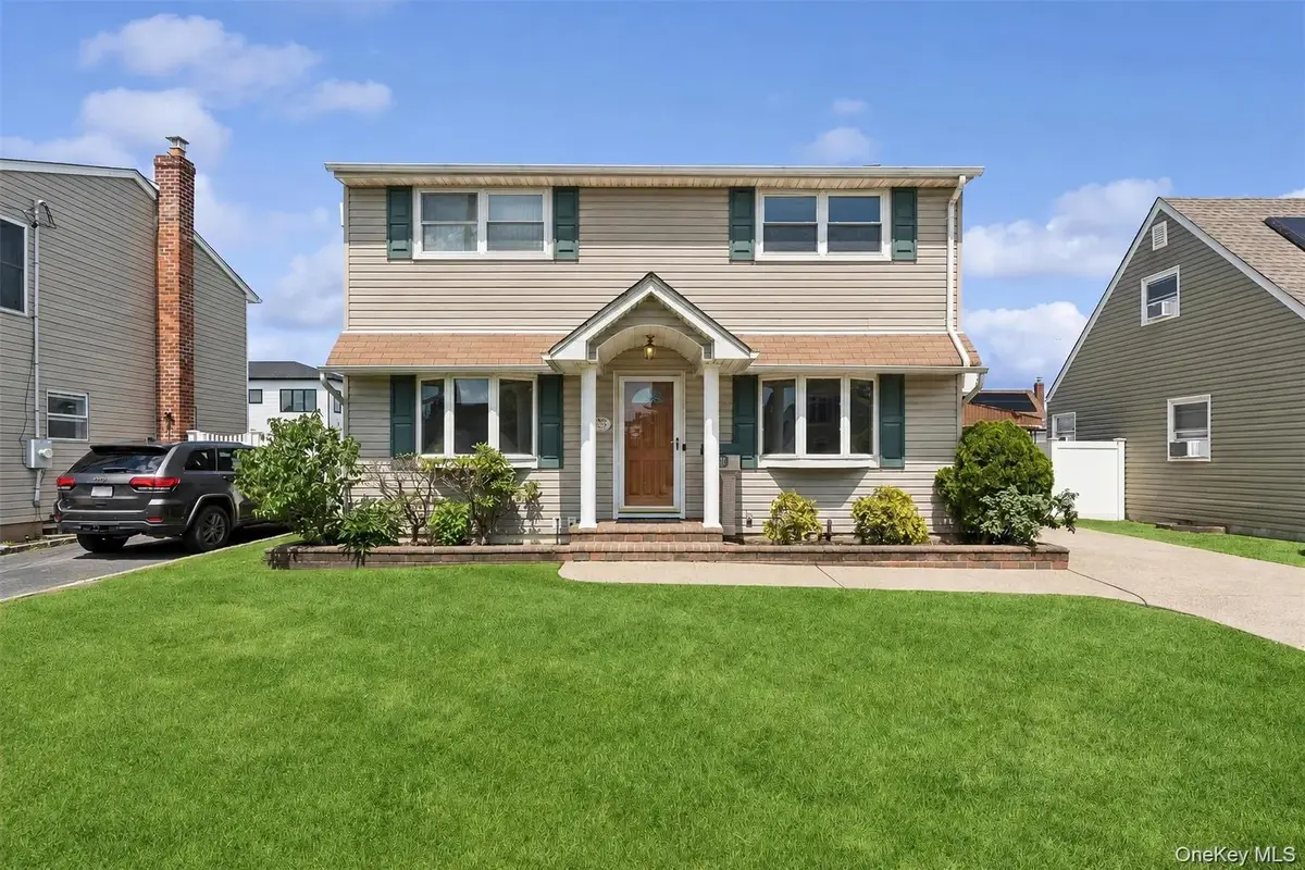 1016 Washington Avenue, Westbury, NY 11590 - #1
