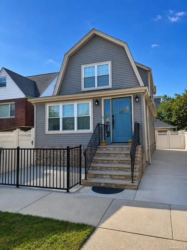 618 E Walnut Street, Long Beach, NY 11561 - #1