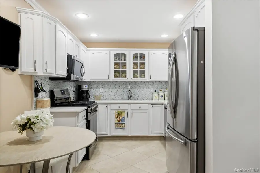 907 Altessa Boulevard, Melville, NY 11747 - #3
