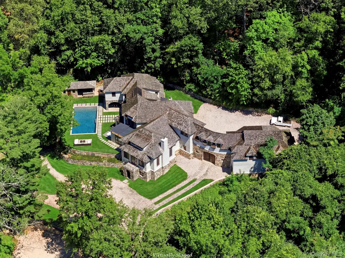 36 Spring Street, Cold Spring Harbor, NY 11724 - #1