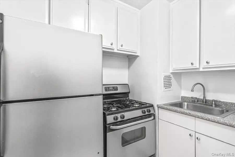 85-15 Main Street #12B, Jamaica, NY 11501 - #3