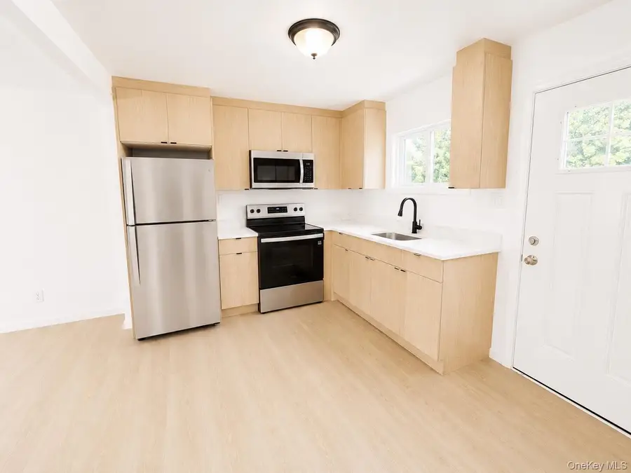 818 Meade Avenue, Bellport, NY 11713 - #2