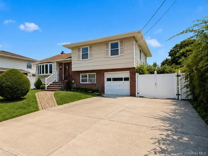 224 New Hyde Park Road, Franklin Square, NY 11010 - #3