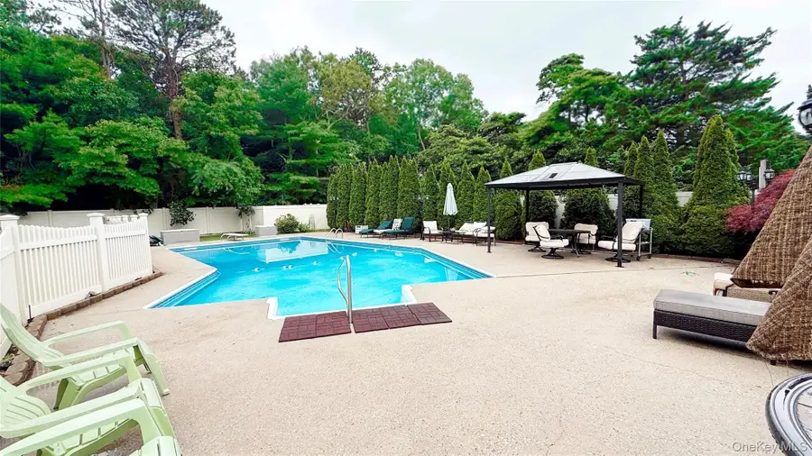 4 John Vincent Court, Centereach, NY 11720 - #3
