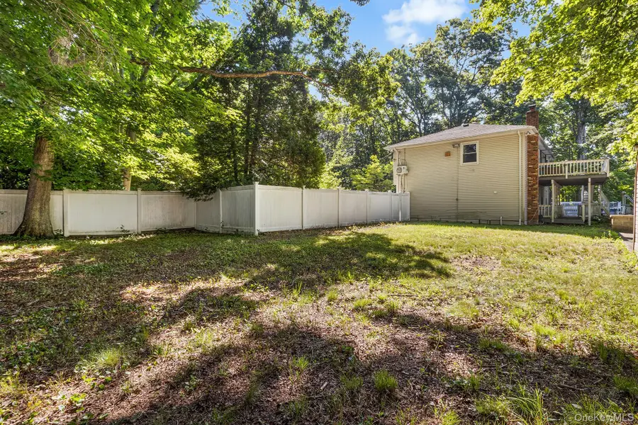 16 Obermueller Drive, Melville, NY 11747 - #3