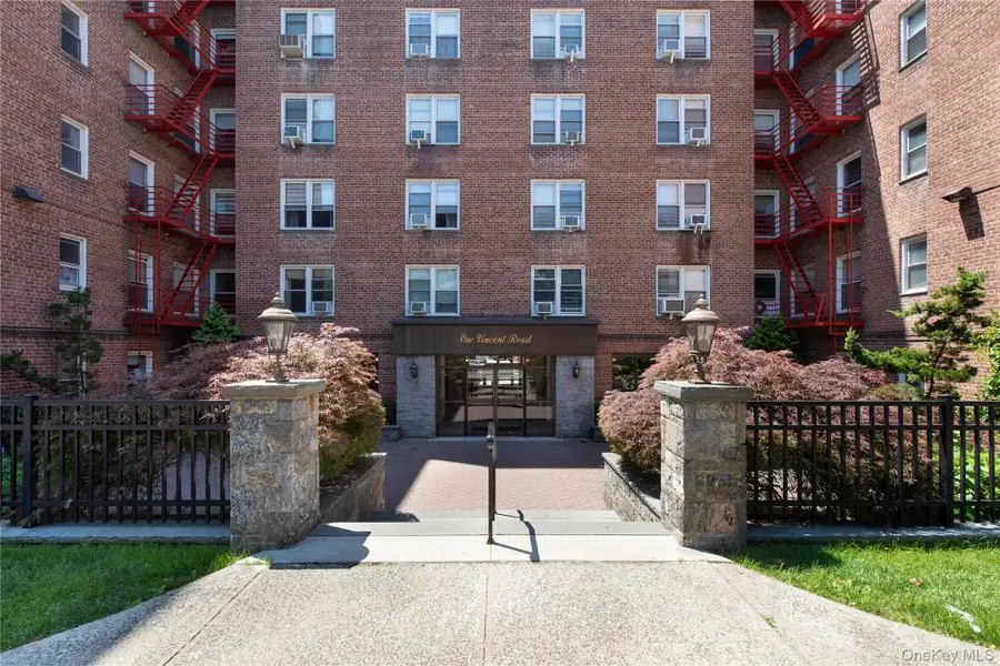 1 Vincent Road #1c, Bronxville, NY 10708 - #2