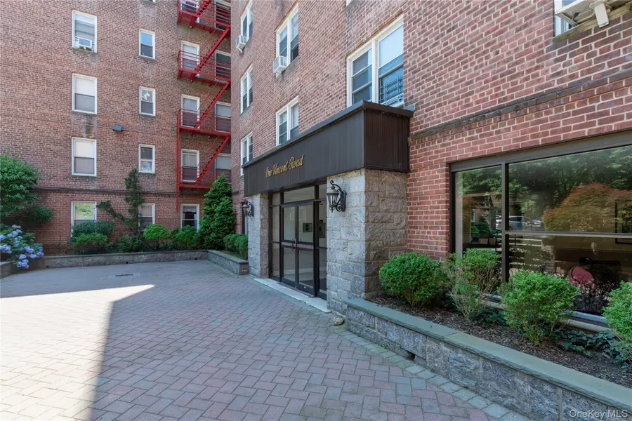 1 Vincent Road #1c, Bronxville, NY 10708 - #3