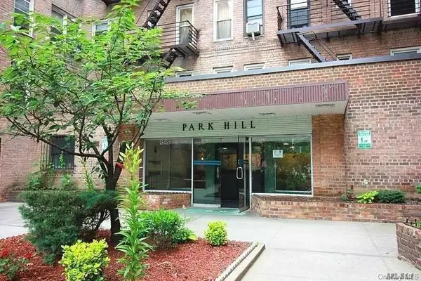 42-45 Kissena Boulevard #6J, Flushing, NY 11355