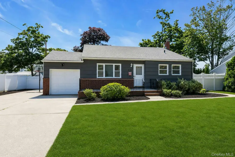 29 Edgewater Avenue, Bayport, NY 11705 - #2