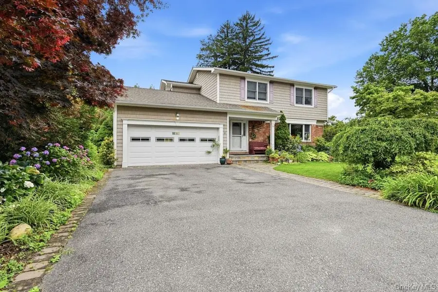 23 Maryetta Court, Syosset, NY 11791 - #2