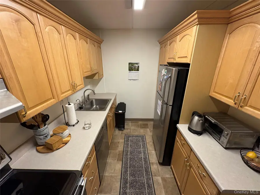 416 Benedict Avenue #4A, Tarrytown, NY 10591 - #2