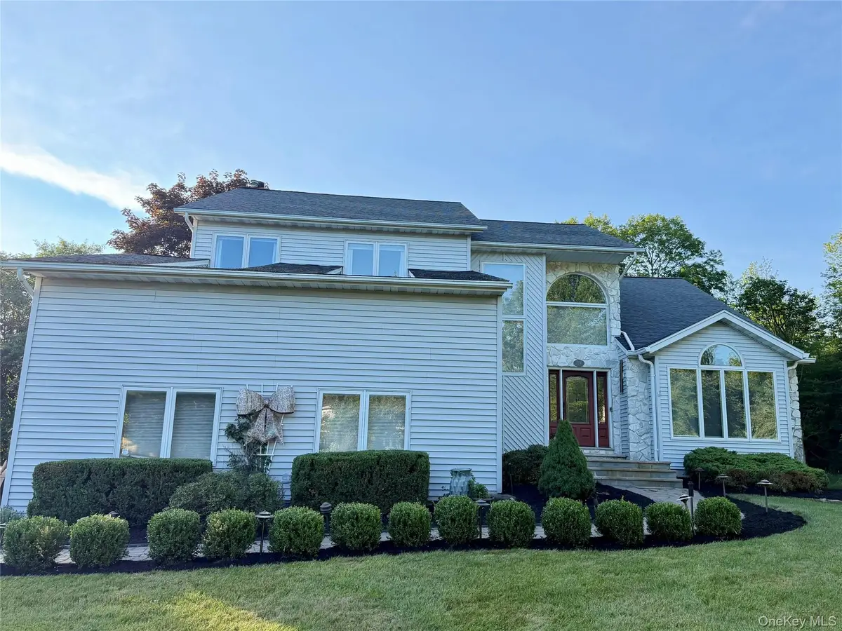 19 Staff Sgt James Parker Road, Blauvelt, NY 10913 - #1