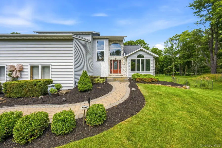 19 Staff Sgt James Parker Road, Blauvelt, NY 10913 - #2