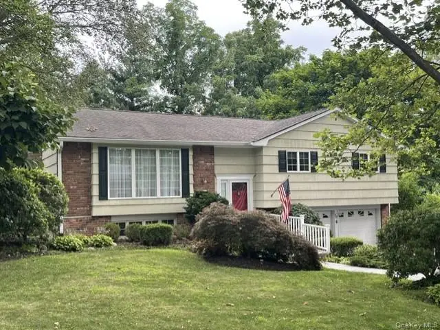 6 Primrose Lane, Huntington, NY 11743 - #1