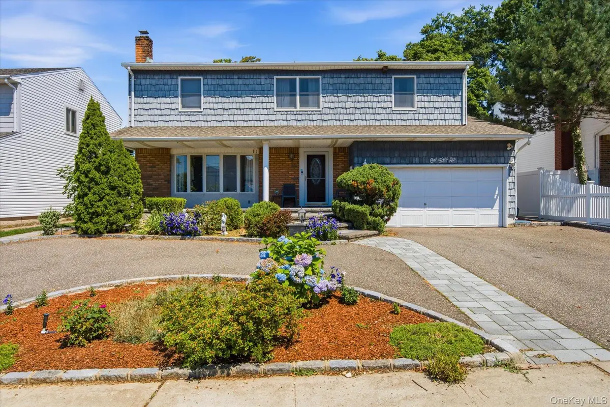 156 Lea Ann Terrace, Wantagh, NY 11793 - #1