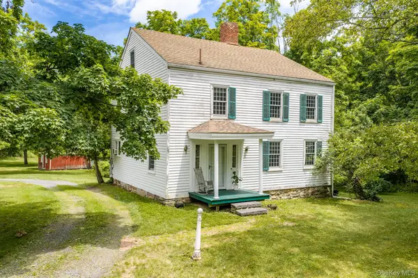 4 Plains Road, Walden, NY 12586