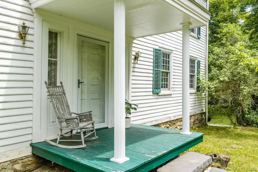 4 Plains Road, Walden, NY 12586 - #3