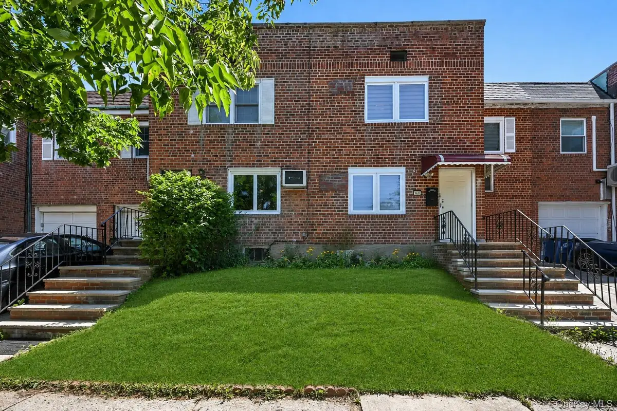 76-37 Vleigh Place, Flushing, NY 11367 - #1