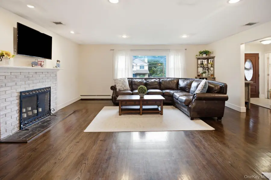 56 Homeland Drive, Huntington, NY 11743 - #3