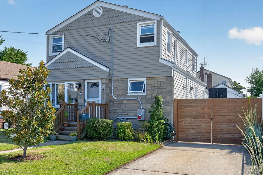 120 Bert Avenue, Westbury, NY 11590 - #2