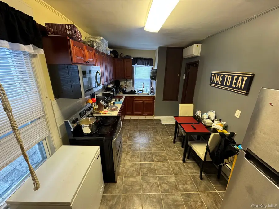 169 Fillmore Street, Yonkers, NY 10701 - #3