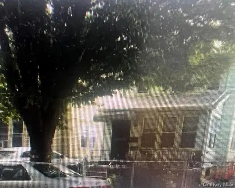 16026 76th Road, Fresh Meadows, NY 11366 - #1