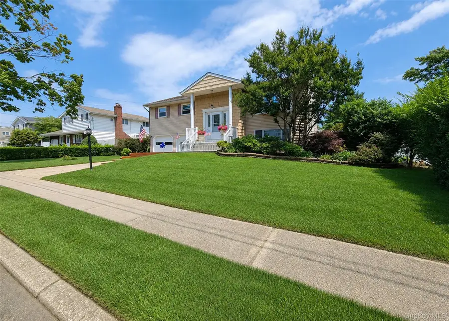 7 Sterling Drive, Lake Grove, NY 11755 - #2