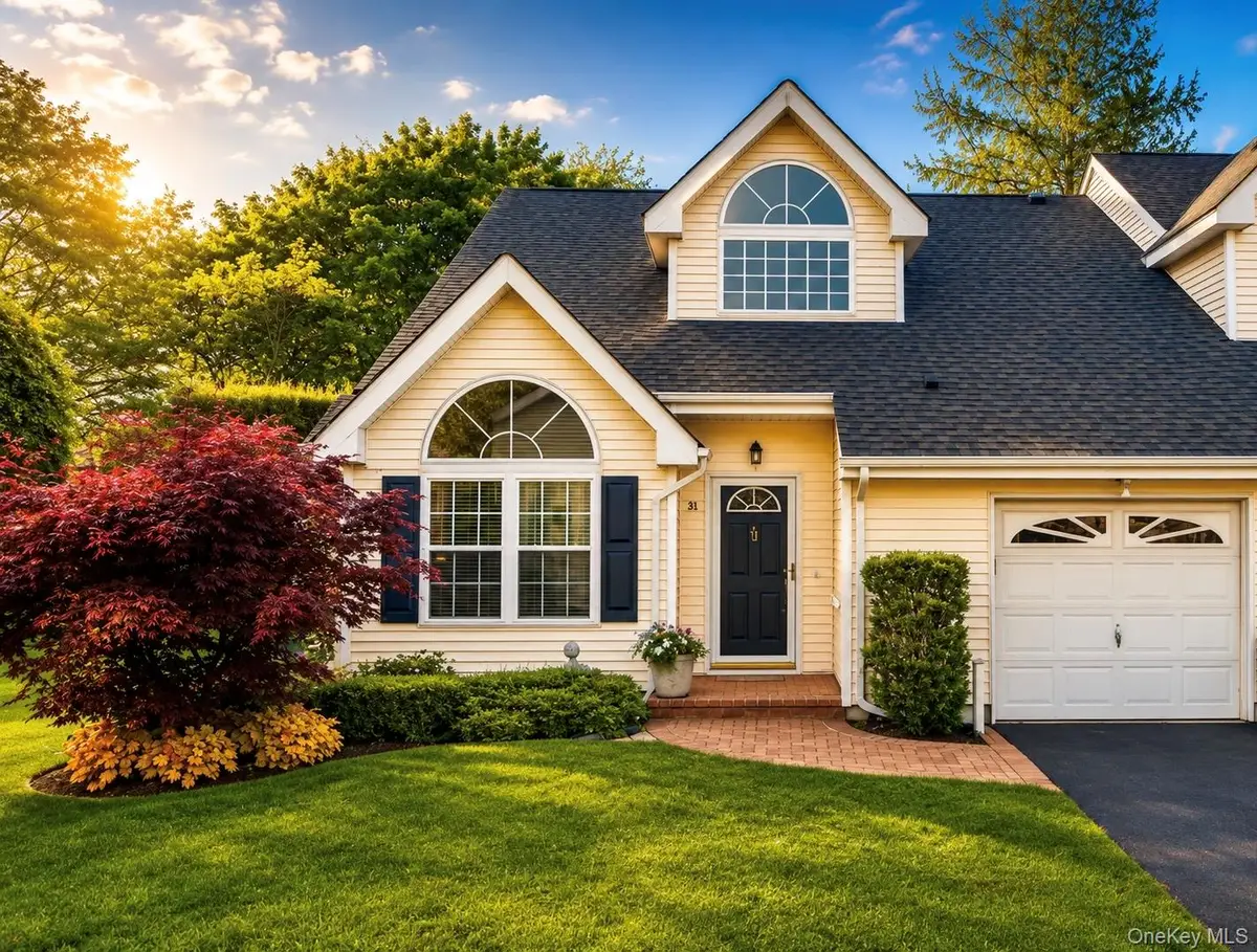 31 Joyces Way, Bay Shore, NY 11706 - #1
