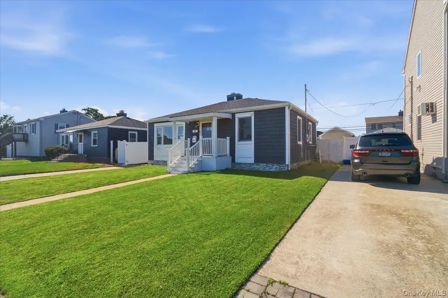 34 Polk Street, Freeport, NY 11520 - #3