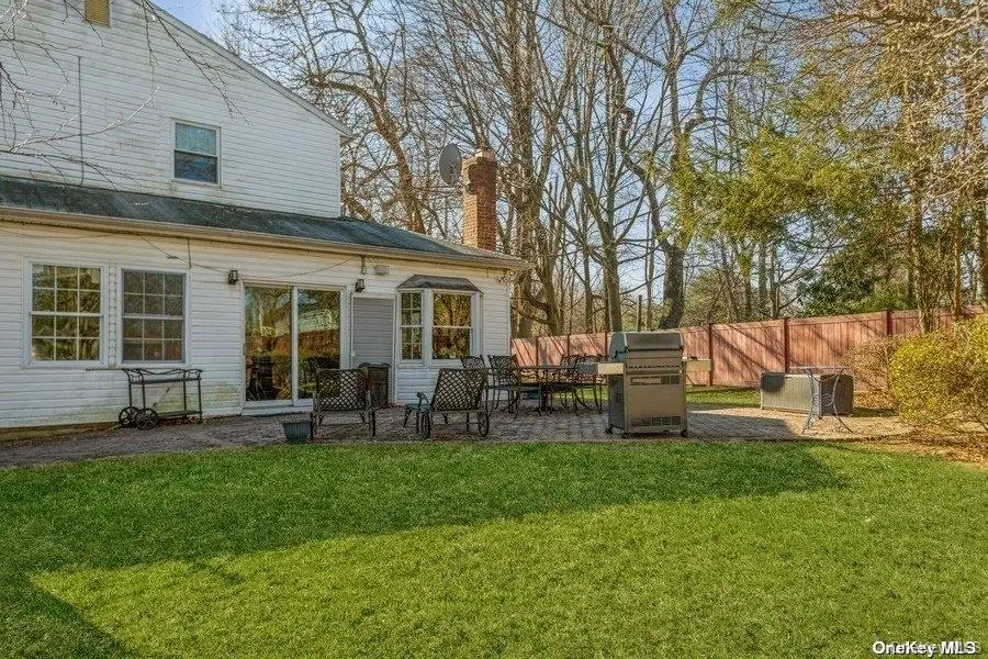 93 Beacon Hill Road, Port Washington, NY 11050 - #2