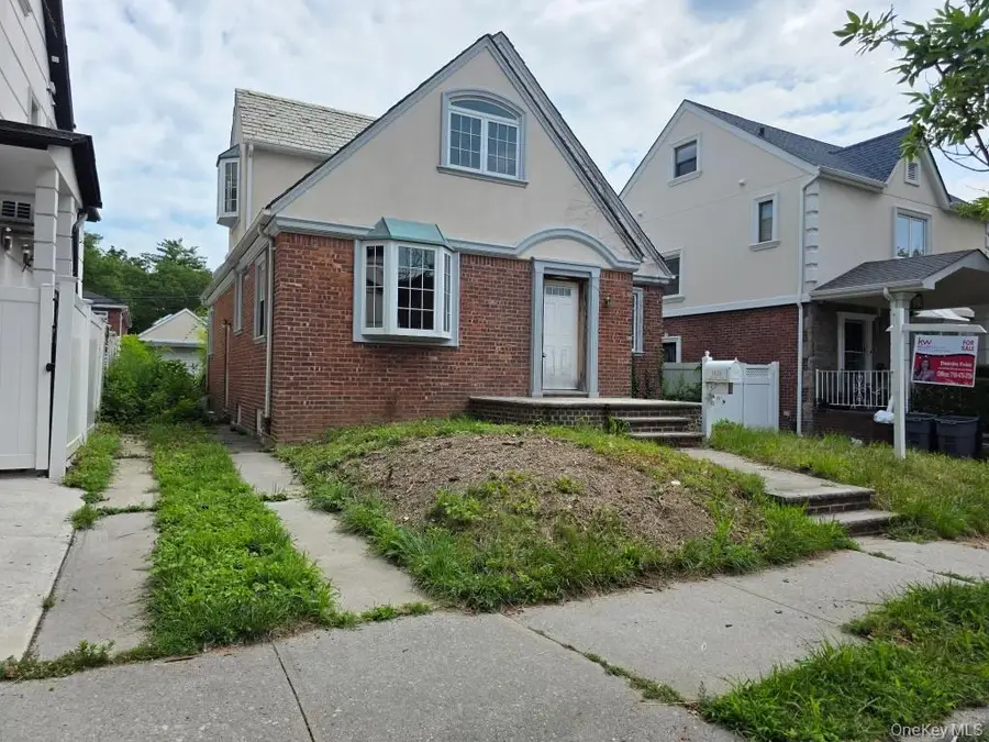 64-39 Dieterle Crescent, Rego Park, NY 11374 - #2