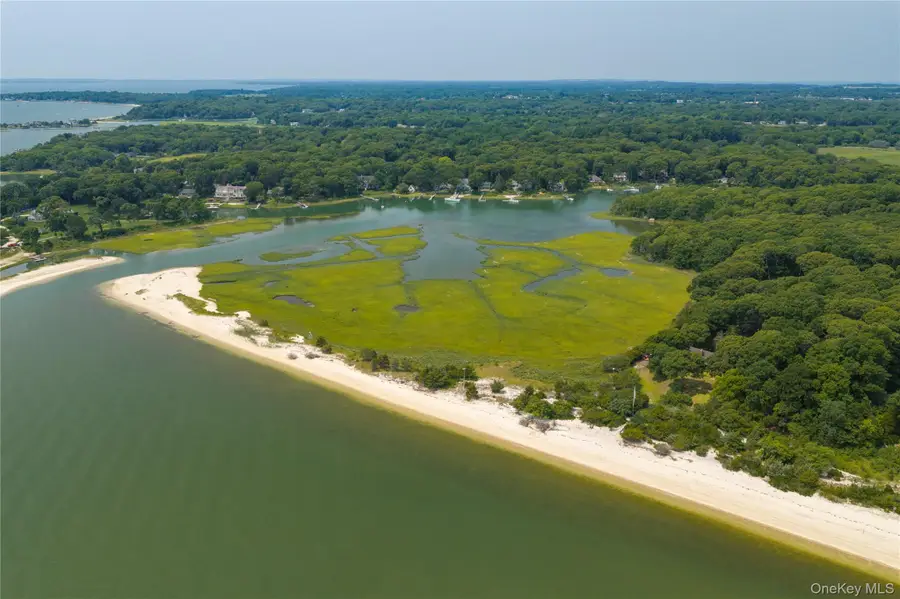 Address Withheld By Seller, Peconic, NY 11958 - #2