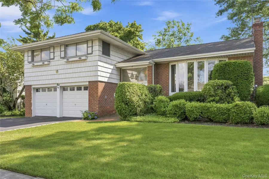 1 S Oaks Boulevard, Plainview, NY 11803 - #2