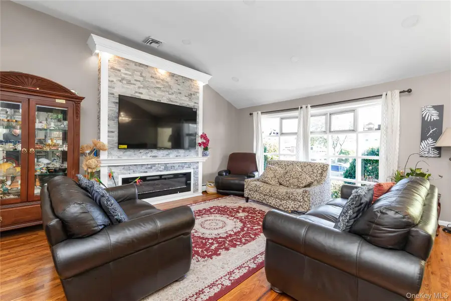 80 Rosalie Court, East Meadow, NY 11554 - #3