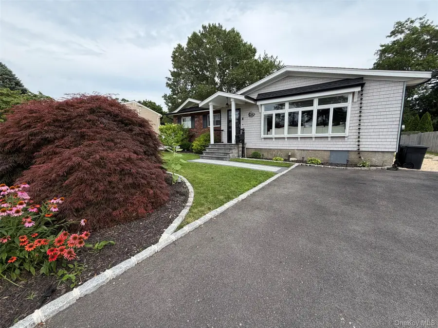 66 Moffitt Avenue, Islip, NY 11751 - #2