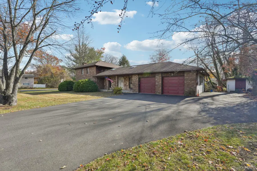 24 Brenda Lane, Bardonia, NY 10954 - #2