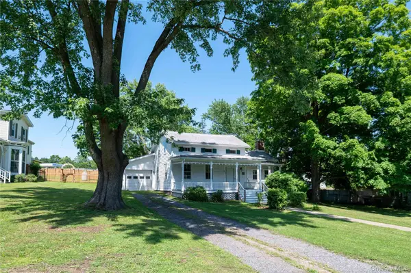 1402 Albany Avenue, Kinderhook, NY 12184