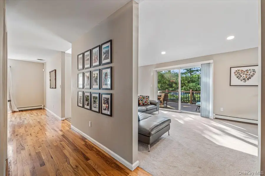 70 Manor Drive #A, Great Neck, NY 11020 - #3