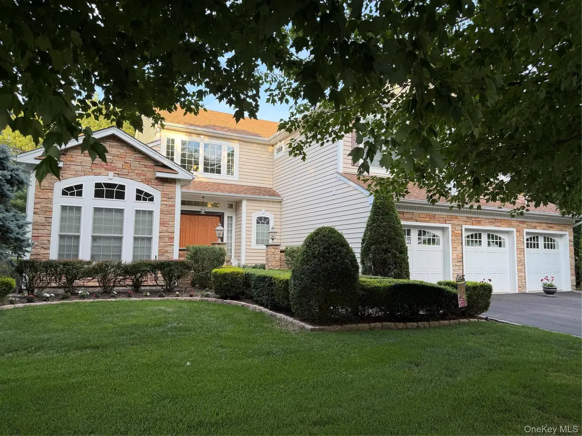 35 Monterrey Drive, Saint James, NY 11780 - #1