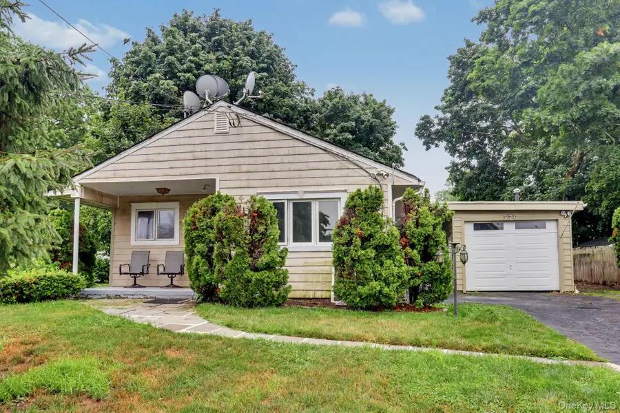 376 County Center Road, White Plains, NY 10603 - #2