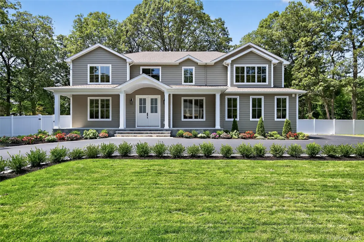 654 Caledonia Road, Dix Hills, NY 11746 - #1