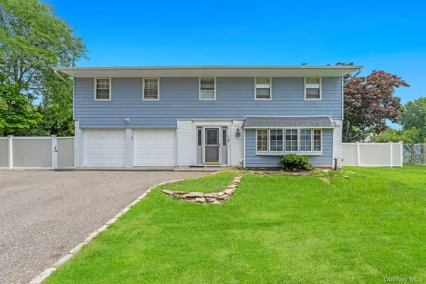 5 Fowler Lane, Mount Sinai, NY 11766