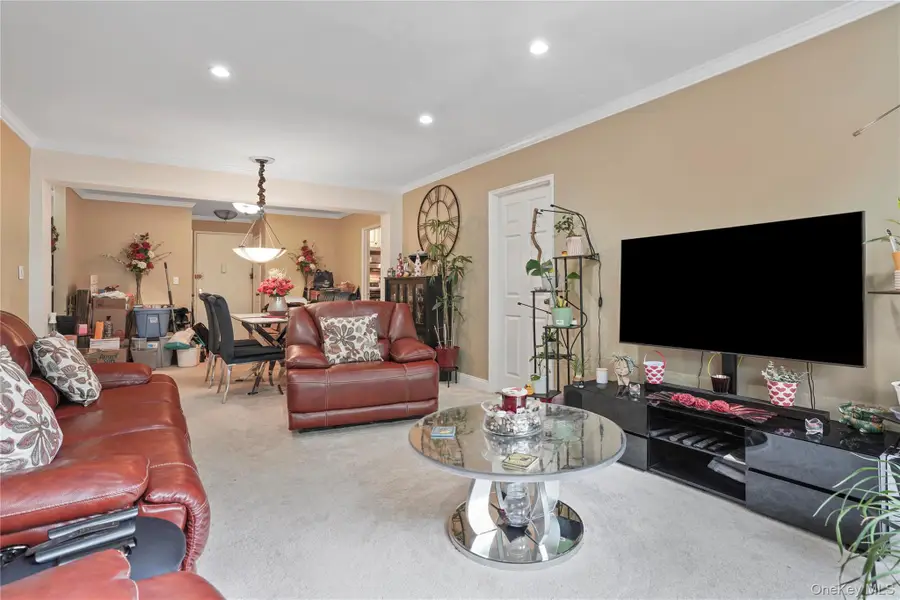5 Sadore Ln #5R, Yonkers, NY 10710 - #3
