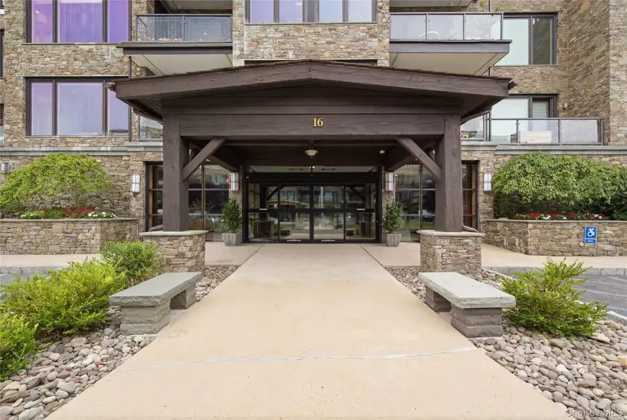 16 Rivers Edge Drive #201, Tarrytown, NY 10591 - #2