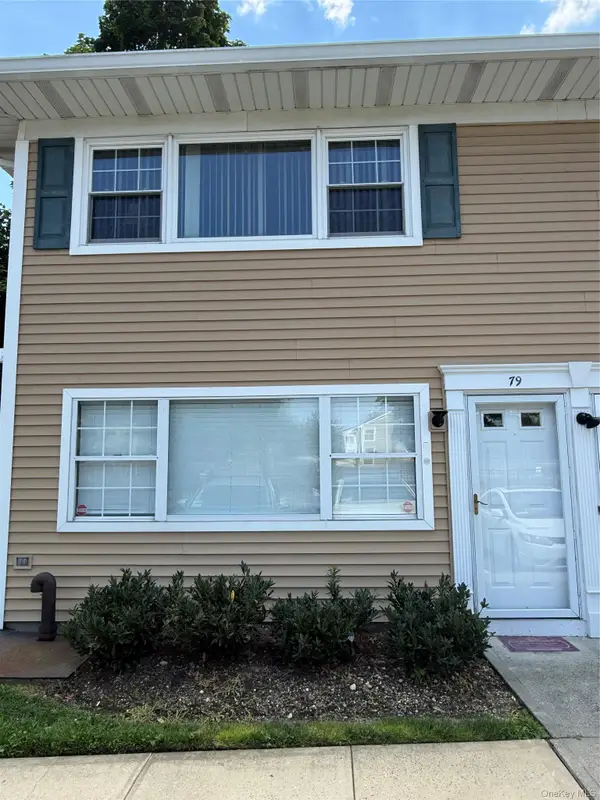 1 Atlantic Avenue #79, Farmingdale, NY 11735