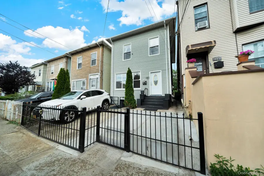 2240 Quimby Avenue, Bronx, NY 10473 - #2