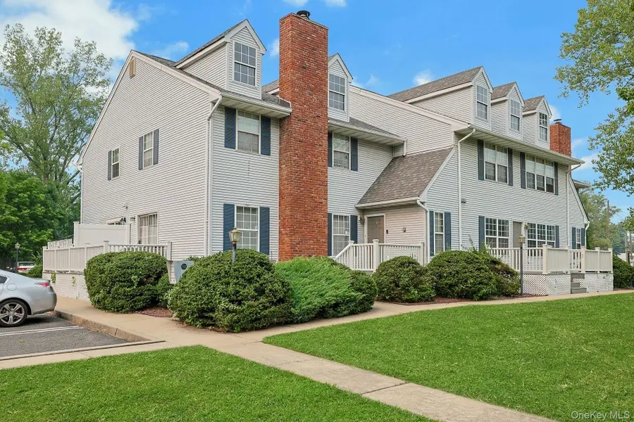 722 W Nyack Road #6, West Nyack, NY 10994 - #2